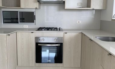 SE ALQUILA APARTAMENTO EN CIRUELOS 2 DE CIUDAD COUNTRY