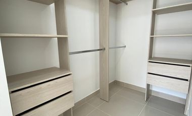 SE ALQUILA APARTAMENTO EN CIRUELOS 2 DE CIUDAD COUNTRY