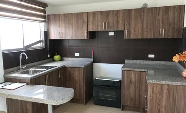 Venta de casa en Calderón.