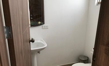 Venta de casa en Calderón.