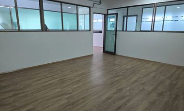 Edificio en Renta/venta. Metepec. Av Lerma. a 10 Min Parque Bicentenario