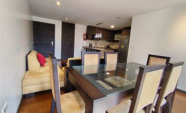 Sector La Carolina, En Renta Dpto. 2D 90 m2 Amoblado con balcón