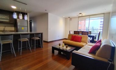Sector La Carolina, En Renta Dpto. 2D 90 m2 Amoblado con balcón