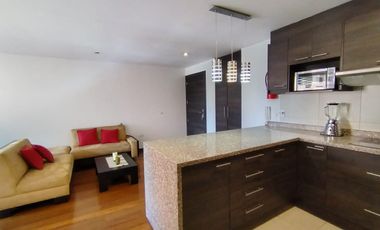 Sector La Carolina, En Renta Dpto. 2D 90 m2 Amoblado con balcón