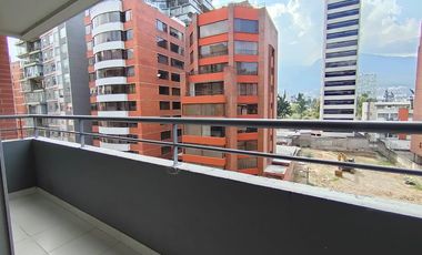 Sector La Carolina, En Renta Dpto. 2D 90 m2 Amoblado con balcón