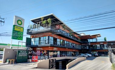 LOCAL EN RENTA PLAZA AVANZZA, AV. EL JACAL