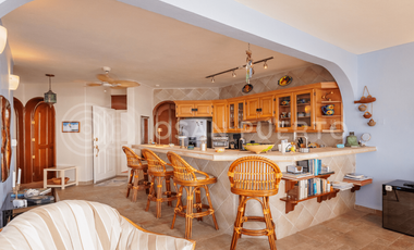 Se Vende Apartamento de Lujo Frente al Mar en Puerto Escondido