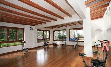 HERMOSA CASA EN VENTA EN PAKAKUNA – RODEADA DE NATURALEZA