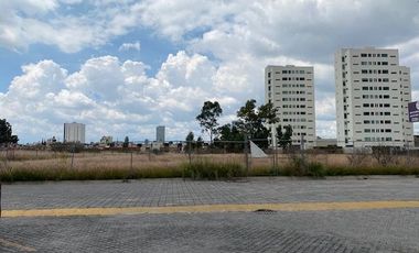 TERRENO EN VENTA EN PUEBLA, LATERAL VÍA ATLIXCÁYOTL, ANGELÓPOLIS, A 400 M2 DEL PERIFÉRICO, ENFRENTE DE LA VISTA COUNTRY CLUB