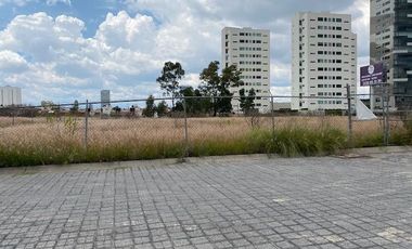 TERRENO EN VENTA EN PUEBLA, LATERAL VÍA ATLIXCÁYOTL, ANGELÓPOLIS, A 400 M2 DEL PERIFÉRICO, ENFRENTE DE LA VISTA COUNTRY CLUB