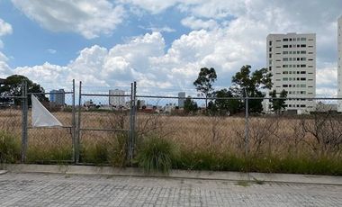 TERRENO EN VENTA EN PUEBLA, LATERAL VÍA ATLIXCÁYOTL, ANGELÓPOLIS, A 400 M2 DEL PERIFÉRICO, ENFRENTE DE LA VISTA COUNTRY CLUB