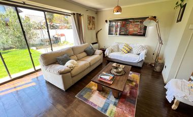 SE VENDE HERMOSA CASA EN ALTO QUILAMAPU