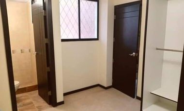 POR URGENCIA ECONOMICA CASA EN VENTA EN SAN ANTONIO DE PICHINCHA QUITO ECUADOR