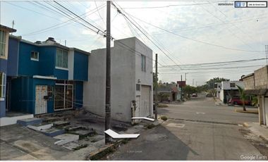 VENDO DEPARTAMENTO EN Unidad Hab. El Coyol, CERCA DE PLAZAS COMERCIALES, SERVICIOS DE PRIMERA MANO Y BANCOS