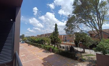 APARTAESTUDIO EN ARRIENDO CHIA SENIOR SUITES GUAYMARAL A1485
