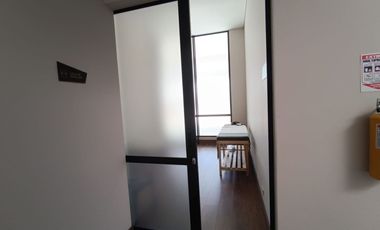 APARTAESTUDIO EN ARRIENDO CHIA SENIOR SUITES GUAYMARAL A1485