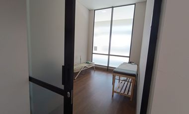 APARTAESTUDIO EN ARRIENDO CHIA SENIOR SUITES GUAYMARAL A1485