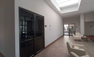 APARTAESTUDIO EN ARRIENDO CHIA SENIOR SUITES GUAYMARAL A1485