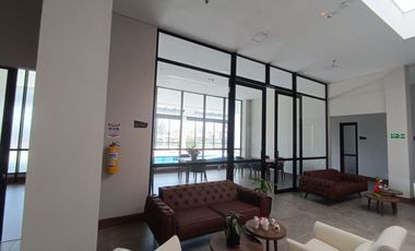 APARTAESTUDIO EN ARRIENDO CHIA SENIOR SUITES GUAYMARAL A1485
