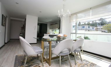 ENCANTADOR DÚPLEX EN VENTA EN CUMBAYÁ – MODERNO Y LUMINOSO