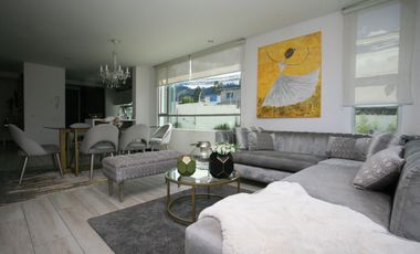 ENCANTADOR DÚPLEX EN VENTA EN CUMBAYÁ – MODERNO Y LUMINOSO