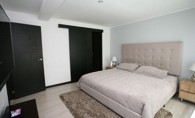 ENCANTADOR DÚPLEX EN VENTA EN CUMBAYÁ – MODERNO Y LUMINOSO