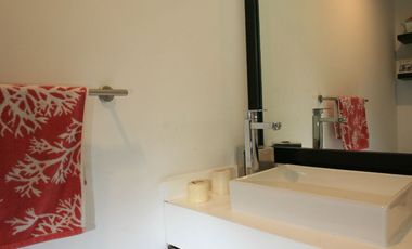 ENCANTADOR DÚPLEX EN VENTA EN CUMBAYÁ – MODERNO Y LUMINOSO