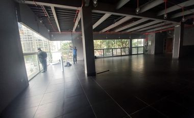 ARRIENDO EXCELENTE LOCAL CENTRO INTERNACIONAL en Bogota, Colombia