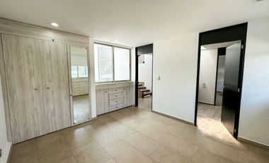 Casa en una Zona Tranquila, en venta, Naucalpan de Juárez, Estado de México
