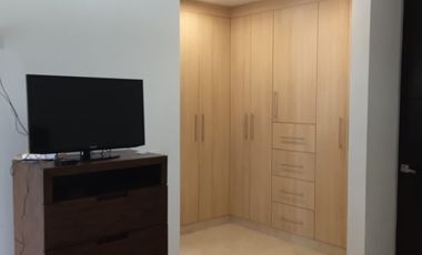 Casa en renta amueblada en Soberna Residencial con recámara en planta baja