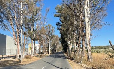 RENTA DE TERRENO EN GUADALUPE LA VENTA, EL MARQUES, MUY CERCA DEL AEROPUERTO, SOBRE AVENIDA