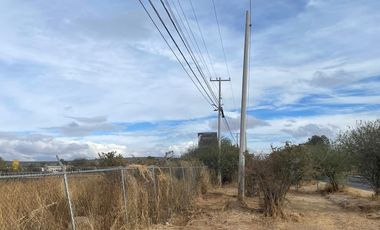 RENTA DE TERRENO EN GUADALUPE LA VENTA, EL MARQUES, MUY CERCA DEL AEROPUERTO, SOBRE AVENIDA