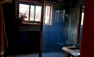 Acogedor casa auto sustentable de 2 dormitorios  en Pucón sector Metreñehue