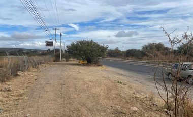 RENTA DE TERRENO EN GUADALUPE LA VENTA, EL MARQUES, MUY CERCA DEL AEROPUERTO, SOBRE AVENIDA