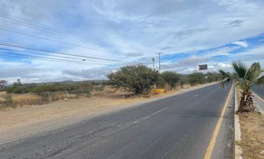 RENTA DE TERRENO EN GUADALUPE LA VENTA, EL MARQUES, MUY CERCA DEL AEROPUERTO, SOBRE AVENIDA