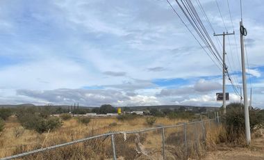 RENTA DE TERRENO EN GUADALUPE LA VENTA, EL MARQUES, MUY CERCA DEL AEROPUERTO, SOBRE AVENIDA