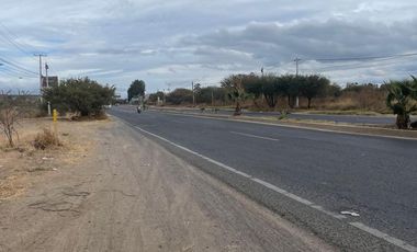 RENTA DE TERRENO EN GUADALUPE LA VENTA, EL MARQUES, MUY CERCA DEL AEROPUERTO, SOBRE AVENIDA