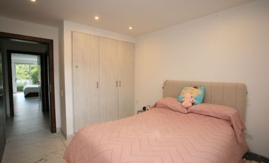 SE VENDE HERMOSO DEPARTAMENTO CON JARDÍN PRIVADO Y ÁREAS COMUNALES PREMIUM