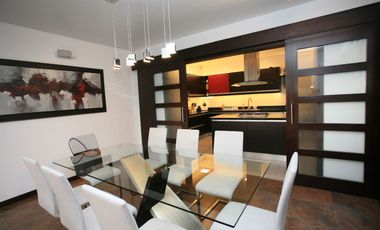 SE VENDE CASA DE 3 DORMITORIOS EN CUMBAYÁ CON PÉRGOLA, BBQ Y SEGURIDAD TOTAL