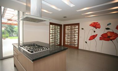 SE VENDE HERMOSA CASA EN LA VIÑA: DISEÑO EXCLUSIVO Y ACABADOS DE ALTA GAMA