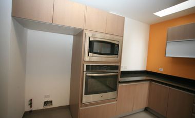 SE VENDE HERMOSA CASA EN LA VIÑA: DISEÑO EXCLUSIVO Y ACABADOS DE ALTA GAMA