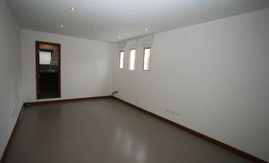 SE VENDE HERMOSA CASA EN LA VIÑA: DISEÑO EXCLUSIVO Y ACABADOS DE ALTA GAMA