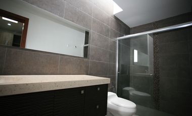 SE VENDE HERMOSA CASA EN LA VIÑA: DISEÑO EXCLUSIVO Y ACABADOS DE ALTA GAMA