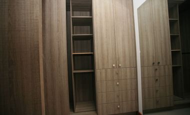 SE VENDE HERMOSA CASA EN LA VIÑA: DISEÑO EXCLUSIVO Y ACABADOS DE ALTA GAMA
