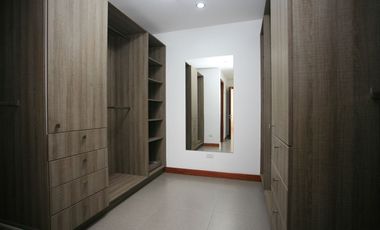 SE VENDE HERMOSA CASA EN LA VIÑA: DISEÑO EXCLUSIVO Y ACABADOS DE ALTA GAMA