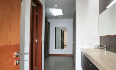 SE VENDE HERMOSA CASA EN LA VIÑA: DISEÑO EXCLUSIVO Y ACABADOS DE ALTA GAMA