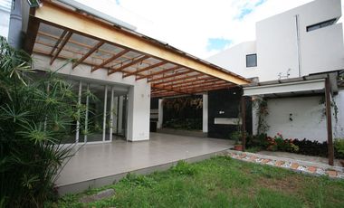 SE VENDE HERMOSA CASA EN LA VIÑA: DISEÑO EXCLUSIVO Y ACABADOS DE ALTA GAMA