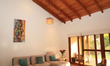 RESIDENCIA DE LUJO TOTALMENTE AMOBLADA EN PAKAKUNA: UN PARAÍSO EXCLUSIVO ENTRE NATURALEZA Y COMODIDAD