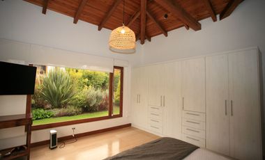 RESIDENCIA DE LUJO TOTALMENTE AMOBLADA EN PAKAKUNA: UN PARAÍSO EXCLUSIVO ENTRE NATURALEZA Y COMODIDAD
