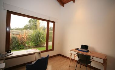 RESIDENCIA DE LUJO TOTALMENTE AMOBLADA EN PAKAKUNA: UN PARAÍSO EXCLUSIVO ENTRE NATURALEZA Y COMODIDAD